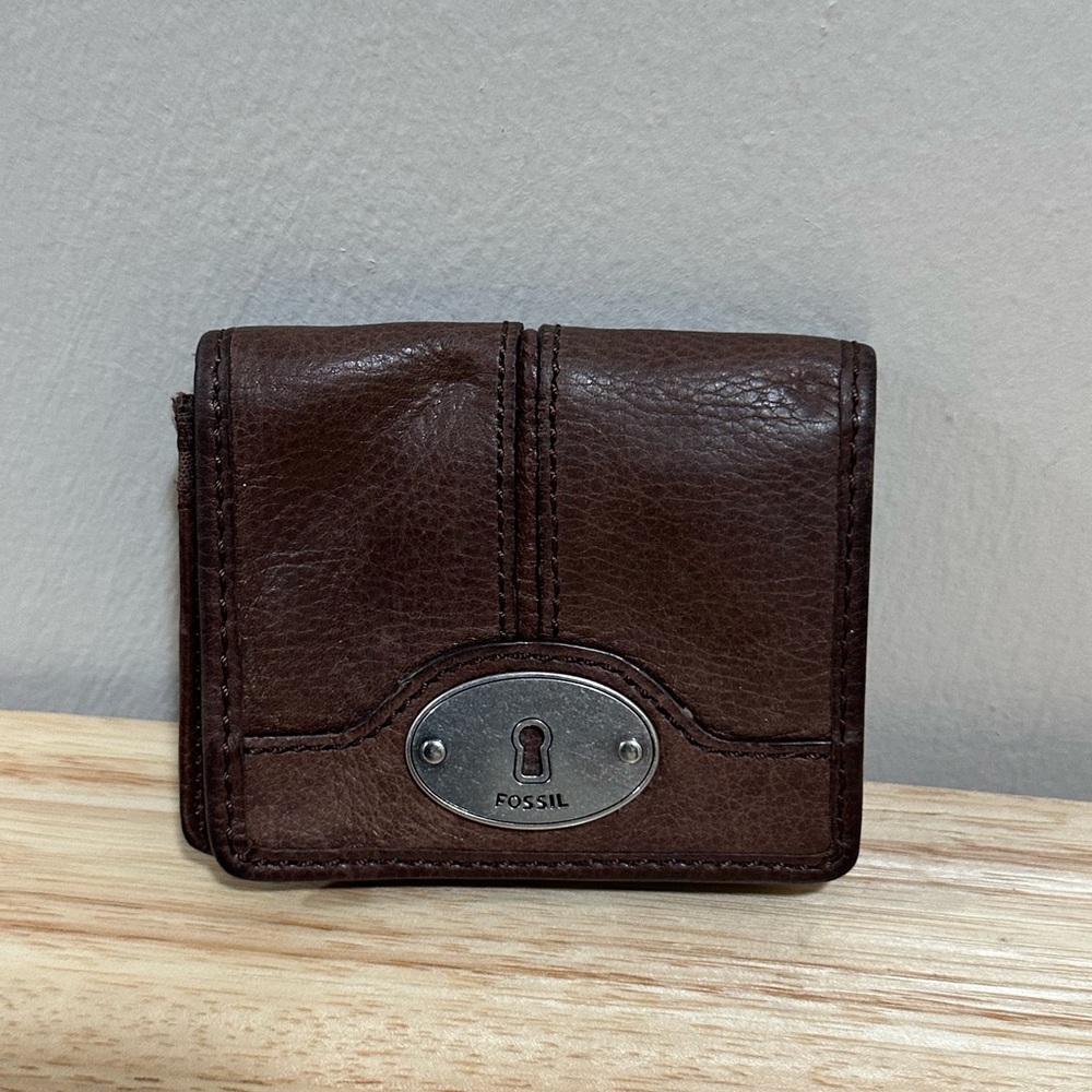Fossil Dark Brown Leather Compact Wallet
